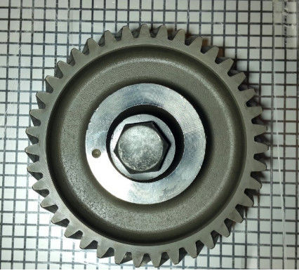 Goede prijs Stationair Gear Stuwkracht Auto Generator Dynamo Voor HINO J05E As Stationair Gear VH135721250A Plaat online
