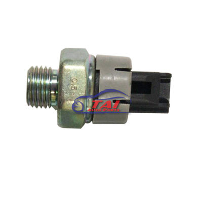 Goede prijs Echt/Nieuwe hoge kwaliteit 83530-E0220 83530E0220 s8353-0E0220 Oliedruksensor voor HINO 300 500 24 V N04C online