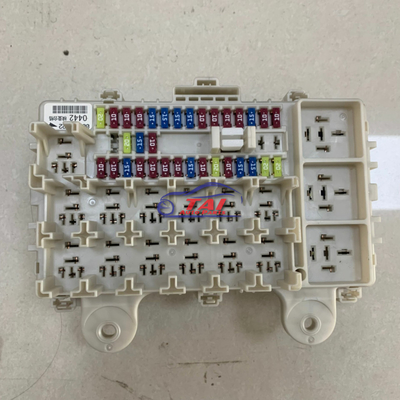 Good price Gebruikte Motoronderdelen 8-98067619-1 Echte Nieuwe Zekeringkast van ISUZU 700P online